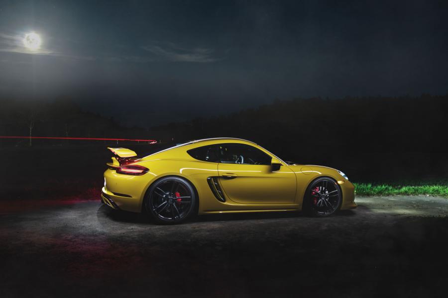  Porsche 718 Cayman by TechArt 2016 года  (фото 9 из 35)